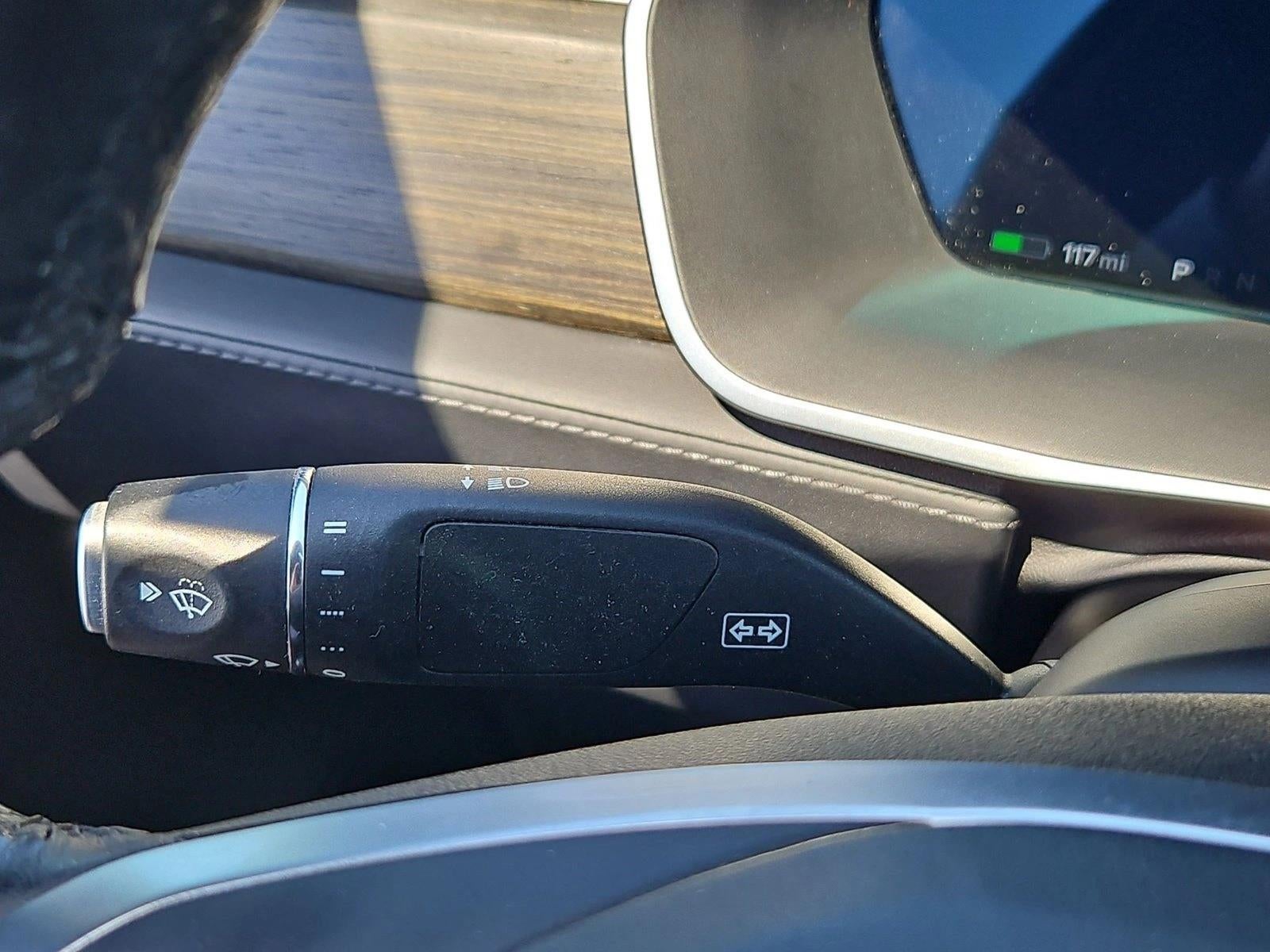 2015 Tesla Model S 85D