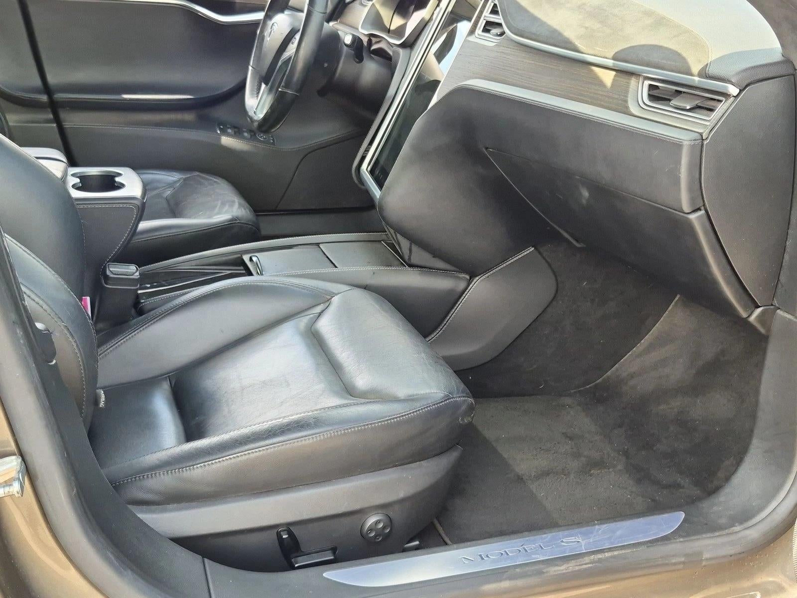 2015 Tesla Model S 85D