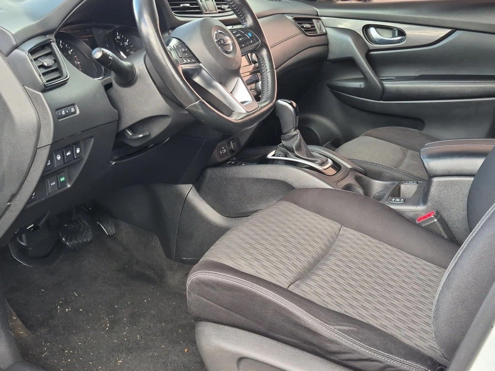 2019 Nissan Rogue SV - Photo 23