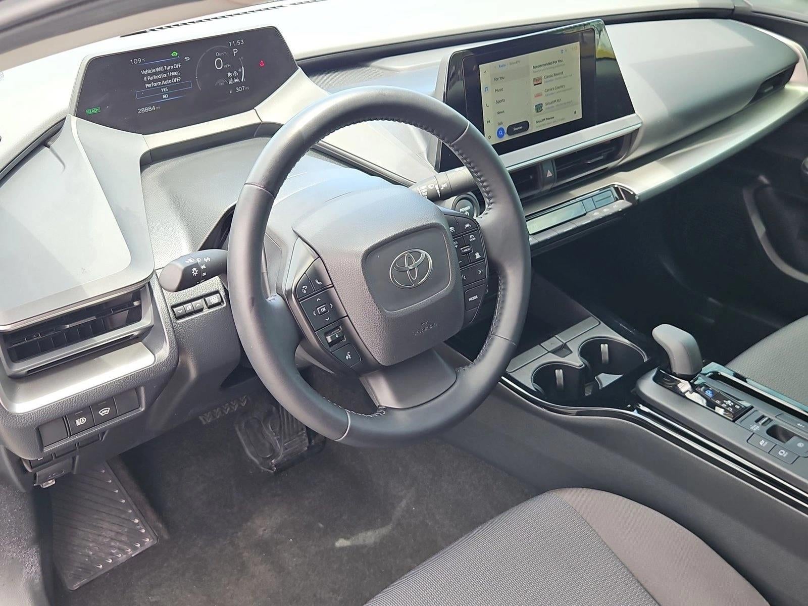 2025 Toyota Prius LE