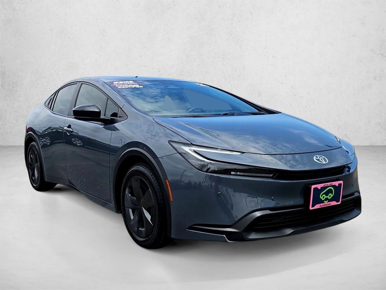 2025 Toyota Prius LE