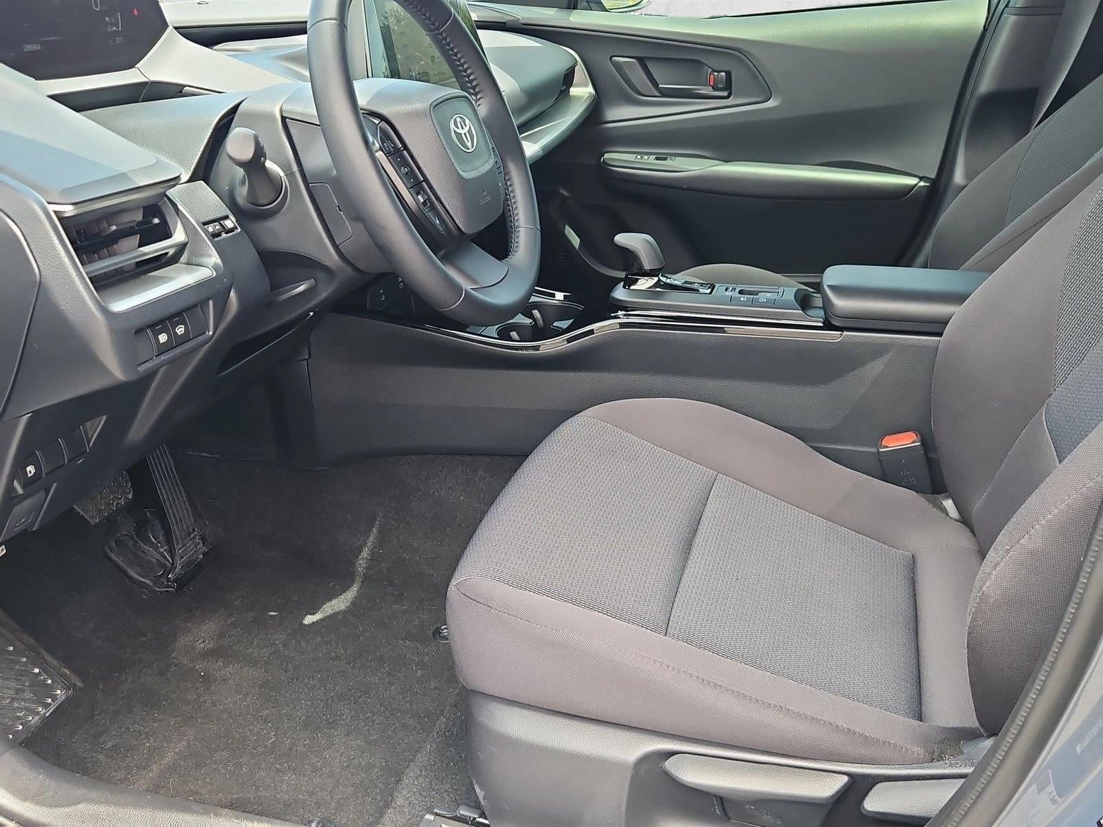 2025 Toyota Prius LE