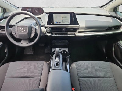 2025 Toyota Prius LE