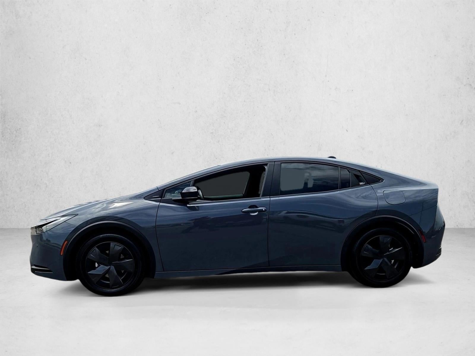 2025 Toyota Prius LE