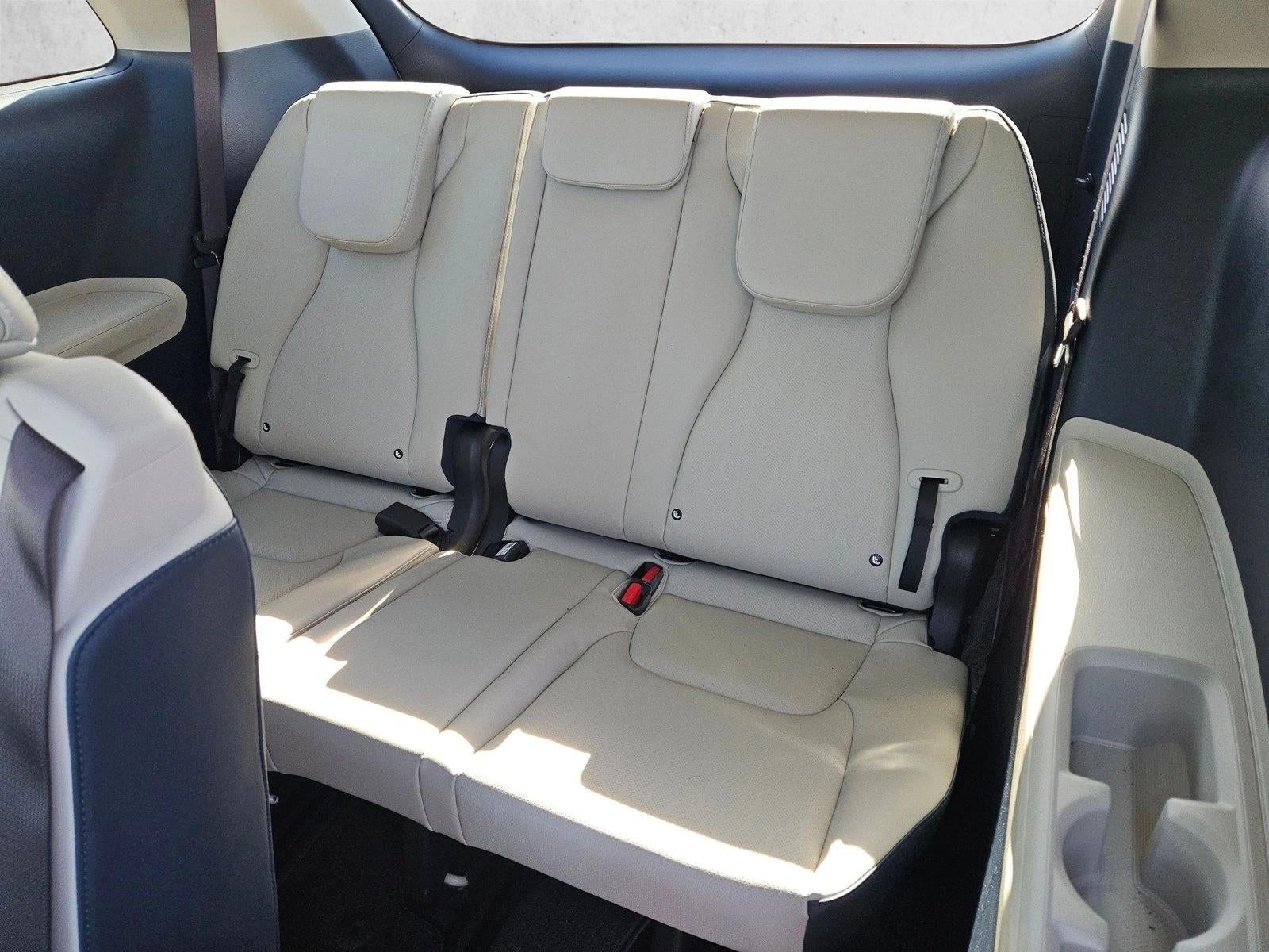 2025 Kia Carnival SX