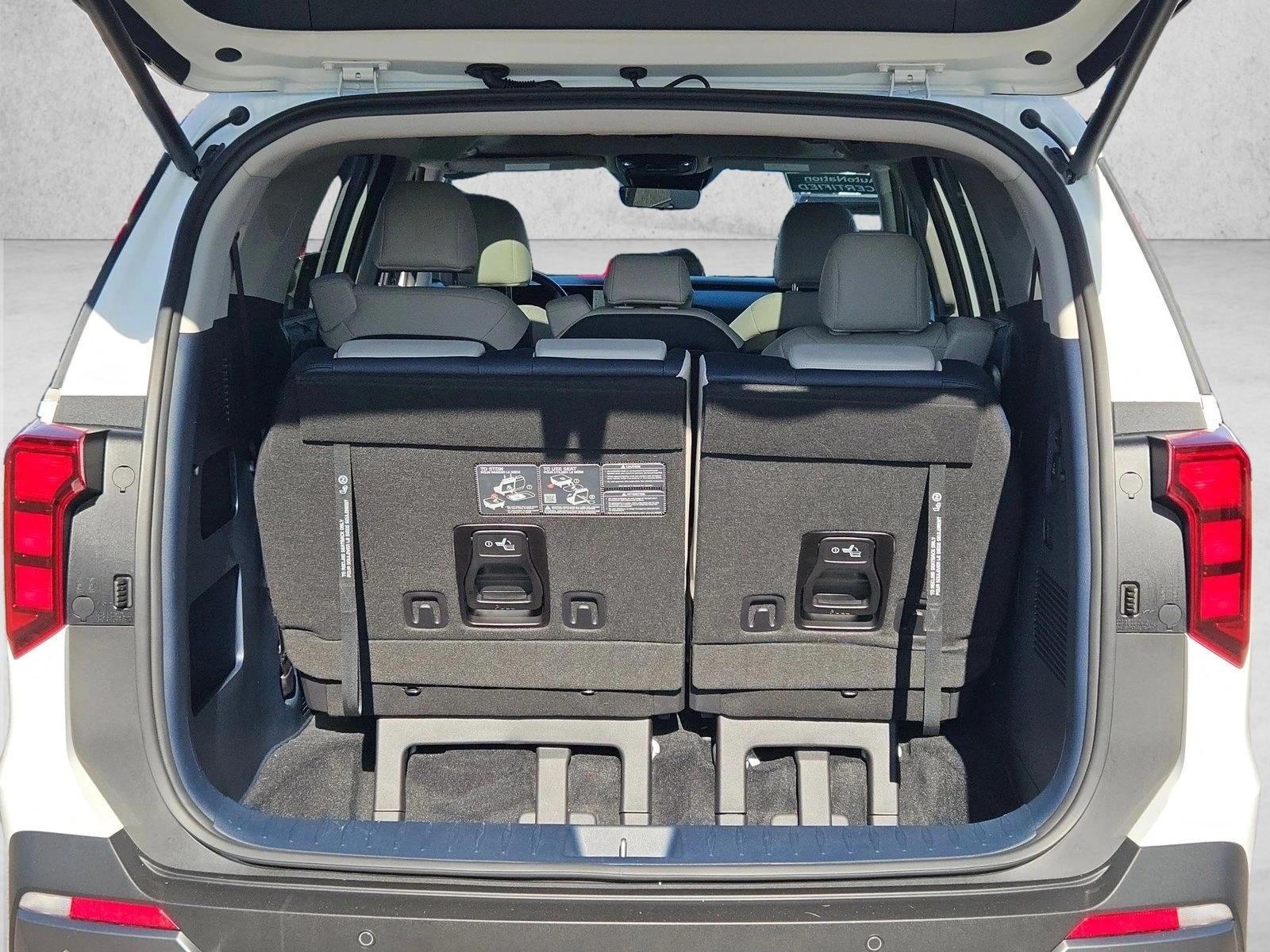 2025 Kia Carnival SX