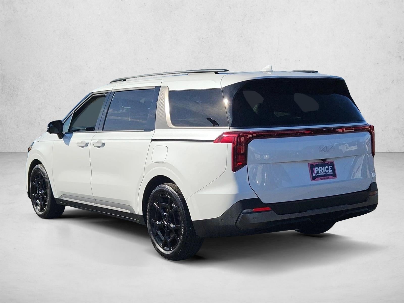 2025 Kia Carnival SX