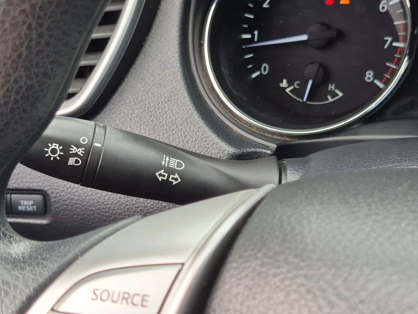 2016 Nissan Rogue S - Photo 16