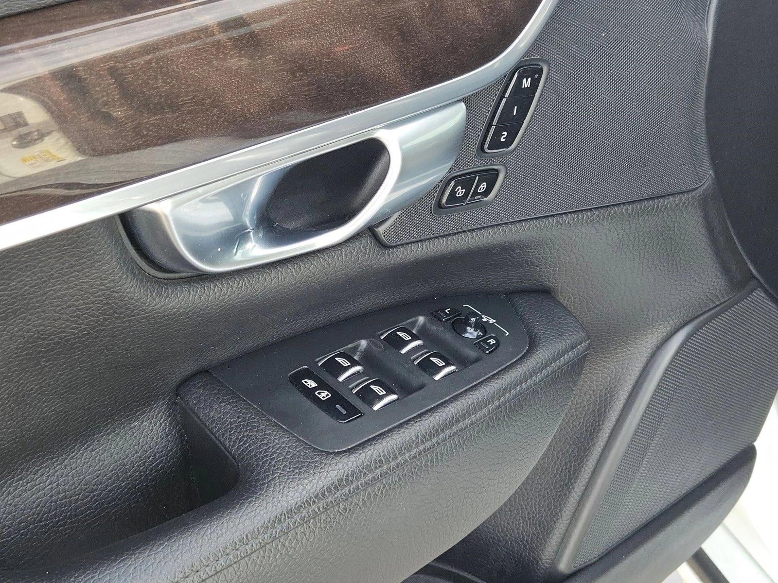 2018 Volvo S90 Momentum