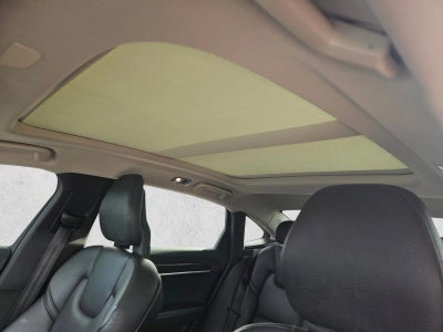 2018 Volvo S90 Momentum