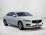 2018 Volvo S90 Momentum