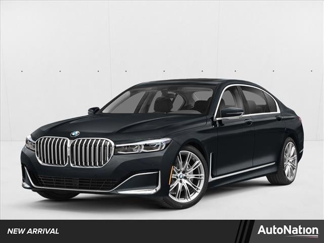 2022 BMW 740 Sedan