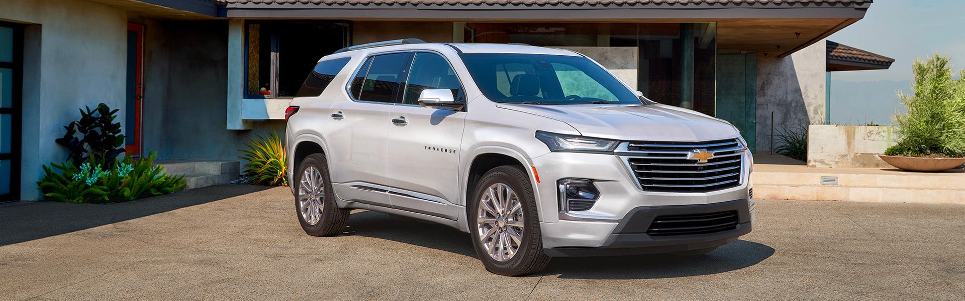 2023 Chevrolet Traverse hero